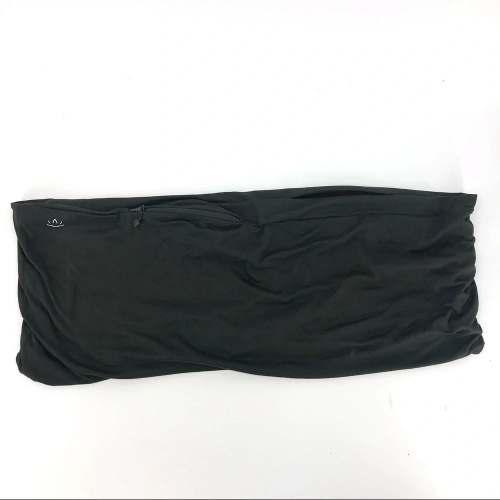 Beyond Yoga Hidden Pocket Infinity Scarf Neck Wrap Black